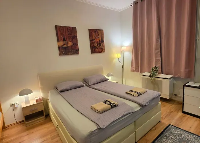 Ekszerdoboz A Varos Koezepen